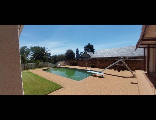 3 BEDROOM HOUSE FOR SALE IN LINKSFIELD